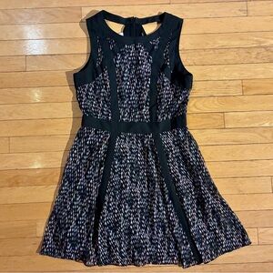 Brand New Elegant Women's Banana Republic Cutout Mini Dress